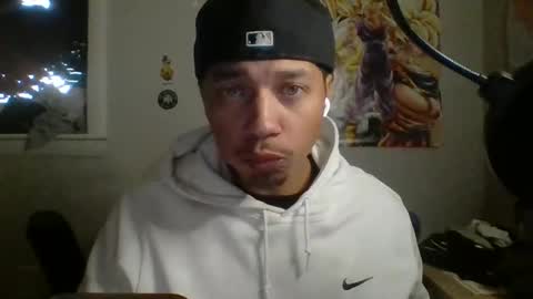 Snapshot of dubz07 chatting on 11/04/25, 02:27 dubz07 online show from 11/04/25, 02:27