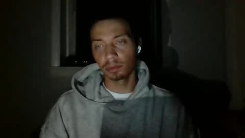 Snapshot of dubz07 chatting on 12/14/25, 06:41 dubz07 online show from 12/14/25, 06:41