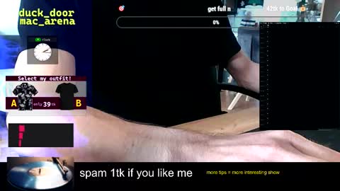 Snapshot of duck_door_mac_arena chatting on 09/14/25, 12:15 duck_door_mac_arena online show from 09/14/25, 12:15