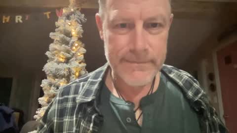 Snapshot of dudeinnh chatting on 12/13/24, 10:55 Steve online show from 12/13/24, 10:55