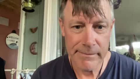 Snapshot of dudeinnh chatting on 10/18/25, 09:15 Steve online show from 10/18/25, 09:15