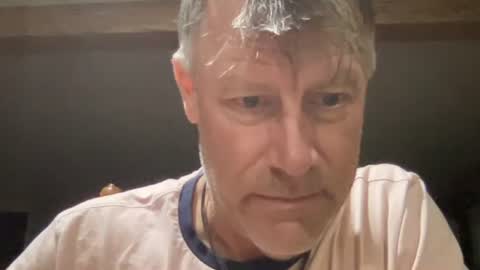 Snapshot of dudeinnh chatting on 10/27/25, 10:25 Steve online show from 10/27/25, 10:25