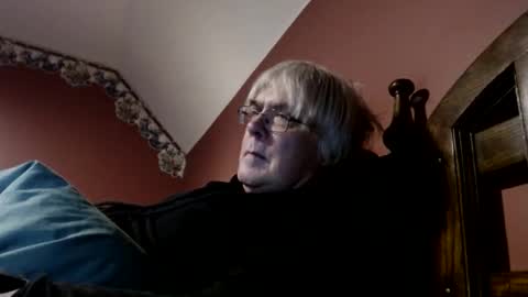 Doug online show from 01/19/25, 01:32