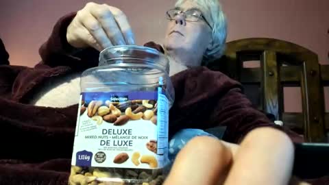 Doug online show from 10/04/25, 03:37