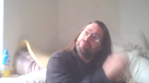 chris online show from 01/05/25, 01:04