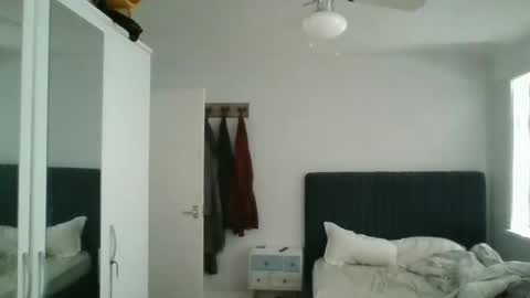 Snapshot of dulac81 chatting on 02/18/25, 02:16 dulac81 online show from 02/18/25, 02:16