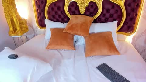 Lucy online show from 11/12/25, 11:36