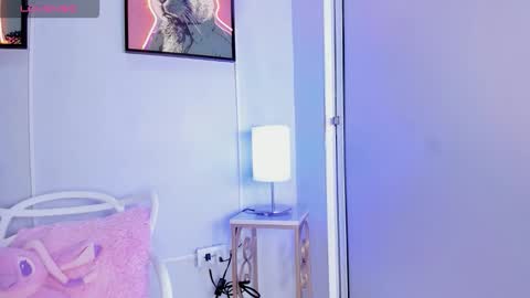 dulce__fiore07 online show from 02/11/26, 12:21