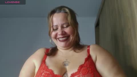 Snapshot of dulce_anahi_ chatting on 04/30/26, 01:34 Im Dulce online show from 04/30/26, 01:34