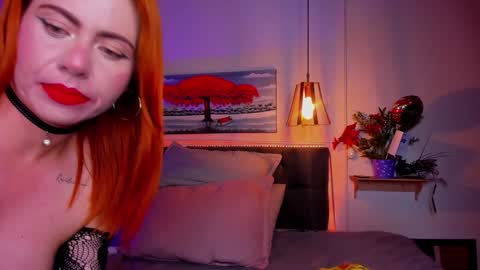 Snapshot of dulce_charlottee chatting on 12/31/24, 07:42 DULCE online show from 12/31/24, 07:42