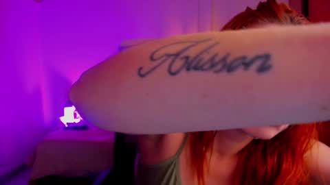 Snapshot of dulce_charlottee chatting on 01/03/25, 08:01 DULCE online show from 01/03/25, 08:01