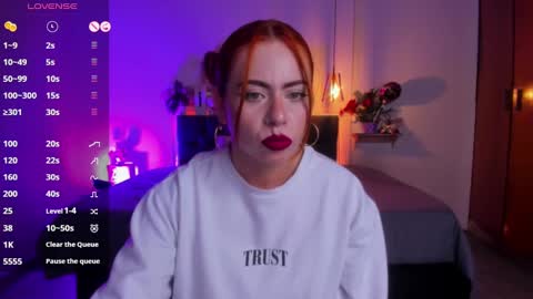 Snapshot of dulce_charlottee chatting on 03/06/25, 09:20 DULCE online show from 03/06/25, 09:20