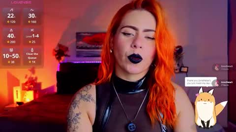 Snapshot of dulce_charlottee chatting on 10/28/25, 08:11 DULCE online show from 10/28/25, 08:11