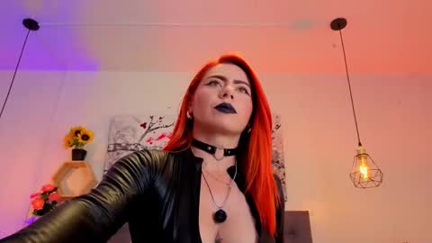 Snapshot of dulce_charlottee chatting on 11/27/25, 01:35 DULCE online show from 11/27/25, 01:35