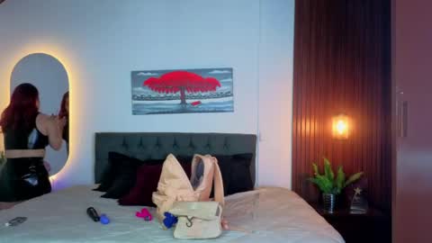 Snapshot of dulce_charlottee chatting on 05/20/26, 07:20 DULCE online show from 05/20/26, 07:20