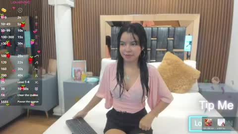 Snapshot of dulce_glamor_ chatting on 05/30/26, 11:07 Dulce online show from 05/30/26, 11:07