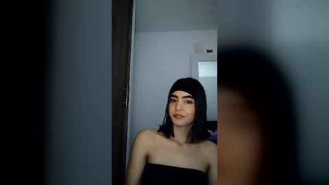 Snapshot of dulce_lucero chatting on 06/22/26, 02:25 dulce_lucero online show from 06/22/26, 02:25