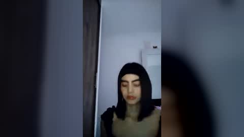 Snapshot of dulce_lucero chatting on 07/07/26, 04:33 dulce_lucero online show from 07/07/26, 04:33