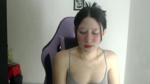 dulce_mauren online show from 10/21/25, 06:25