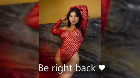 Snapshot of dulce_melodia chatting on 12/18/24, 12:10 dulce melodia online show from 12/18/24, 12:10