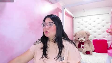 Dulce  online show from 10/09/25, 11:41