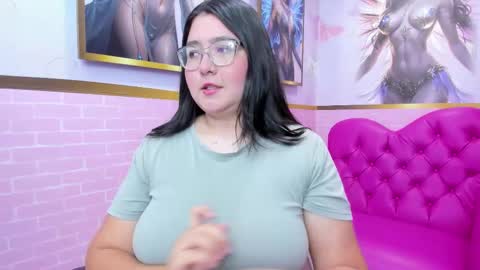 Dulce  online show from 11/11/25, 11:54