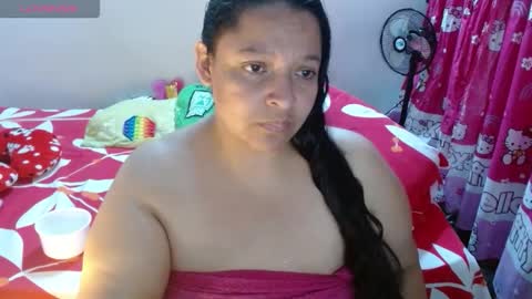 dulce online show from 10/17/25, 01:35