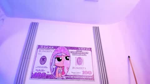 dulce_quintana online show from 10/15/25, 11:21