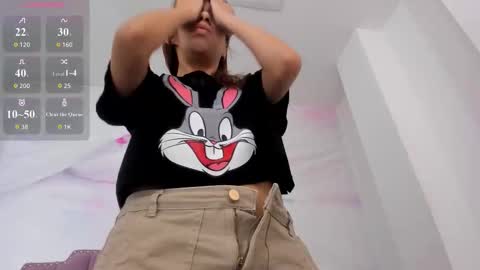 dulce_quintana online show from 11/12/25, 12:05