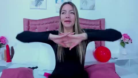 Snapshot of dulceangelita chatting on 01/16/25, 04:07 Dulce online show from 01/16/25, 04:07