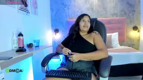 Dulce  online show from 07/17/26, 07:30