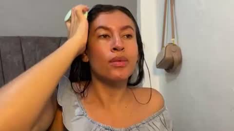 Snapshot of dulceizzy chatting on 04/28/26, 01:26 dulceizzy online show from 04/28/26, 01:26