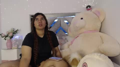 dulcejoness online show from 05/25/26, 01:00