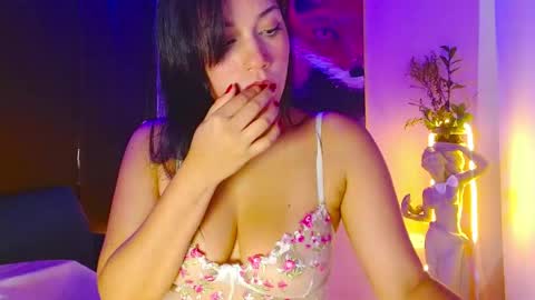 dulcepicante_1 online show from 05/20/26, 08:53