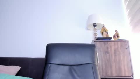 Snapshot of dulcepowl_lm chatting on 04/09/26, 02:33 dulcepowl_lm online show from 04/09/26, 02:33