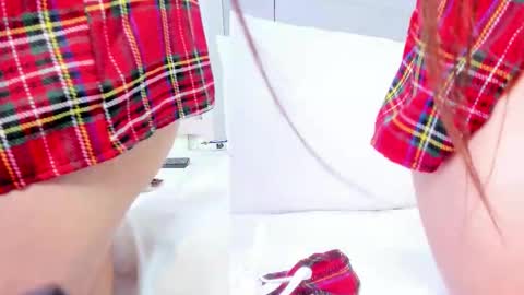 dulcevela online show from 10/16/25, 11:17