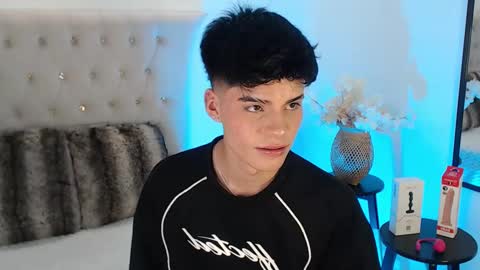 Snapshot of dulcey_ chatting on 09/10/25, 04:34 Dulcey online show from 09/10/25, 04:34