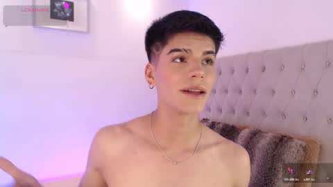 Dulcey online show from 11/08/25, 10:30