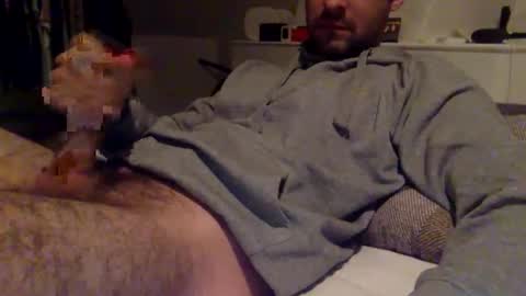 Snapshot of dulcicock chatting on 11/12/25, 08:19 dulcicock online show from 11/12/25, 08:19