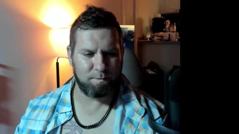 Snapshot of dumb_gringo chatting on 10/31/25, 12:22 dumb_gringo online show from 10/31/25, 12:22