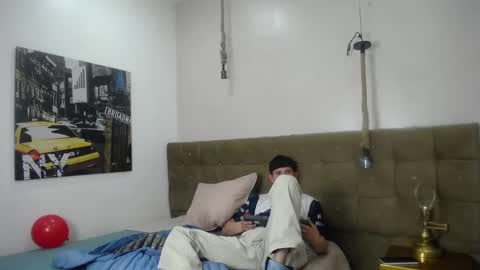 Snapshot of dumbito73 chatting on 03/05/25, 09:26 Dumbito73 online show from 03/05/25, 09:26