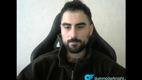 Snapshot of dummodarknight chatting on 10/31/25, 12:06 The Dark Knight online show from 10/31/25, 12:06