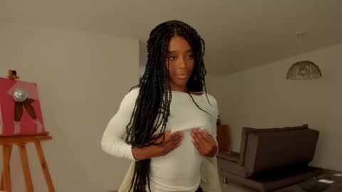 Snapshot of duna_du chatting on 02/19/26, 09:22 My birthday is tomorrow November 30 online show from 02/19/26, 09:22