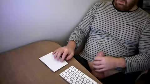 FloFrenchCurv288 online show from 01/12/26, 11:32