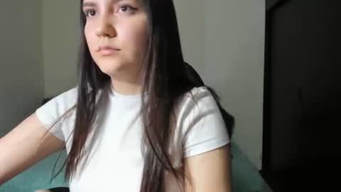 Katia online show from 03/11/25, 03:59