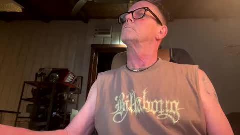 Snapshot of durakbrina chatting on 04/19/26, 02:00 Durakbrina online show from 04/19/26, 02:00