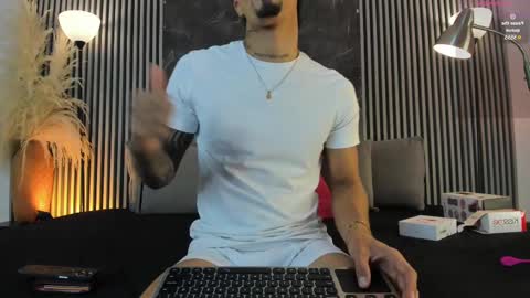 Duriel online show from 03/08/25, 01:03