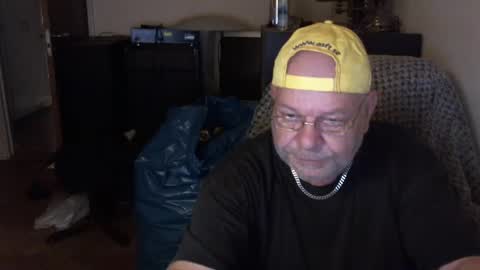 Snapshot of durk55 chatting on 12/21/24, 07:49 durk55 online show from 12/21/24, 07:49