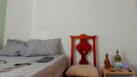 DUSAN  GREY online show from 09/26/25, 07:51