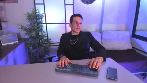 Dustin Sonne online show from 11/19/25, 04:01